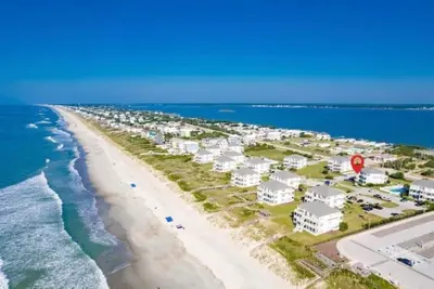 Image de Take Me A Wave - Pier Pointe 7a2, Emerald Isle, Oceanview, poolside second floor