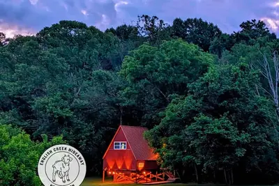 Image de Copper Tiny A Frame on Glamping Goat Farm Sleeps up to 4