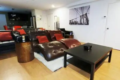 Image de Quiet, Adult Lake View Rental