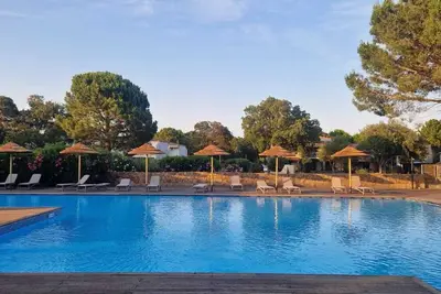 Image de Bel appartement T4 dans résidence hotelière à Lecci proche plage de Cala Rossa