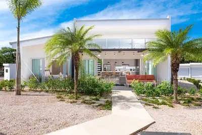 Image de Villa de Piña: Brand New, 2 Min Drive to Surf & Sunsets @ Playa Avellanas