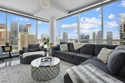 Image de Urbanest - Spectacular Views & Amenities Downtown