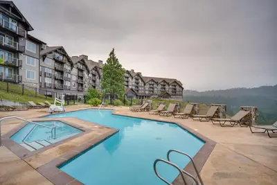 Image de Pet-Friendly Cle Elum Condo - Hike, Ski & Relax!