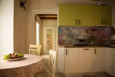 Image de Seek and Hide - Little Julia's Hideaway