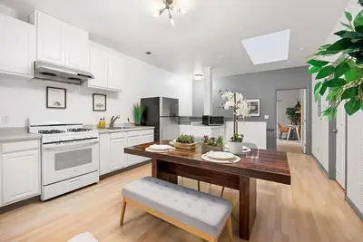 Image de Spacious 3 Bed/ 3 Bath in San Francisco. Close to Bart/101 Freeway. Sfg Hospital