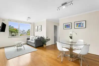 Image de Mosman - Mus21 - Musgrave Street - 2br Apartment with Harbour Views Parking Near South Mosman Ferry