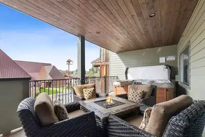 Image de 2 Bedroom/2 Bathroom Condo with Private Hot Tub, Fire Pit & Large Outdoor Space