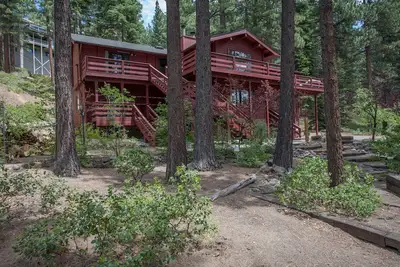 Image de Dog Friendly Home in Incline Village (376cou)
