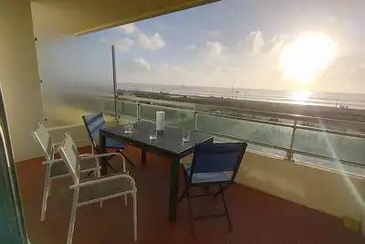 Image de Charmant appartement 4 pers, terrasse, parking, animaux admis, à 50m de la plage