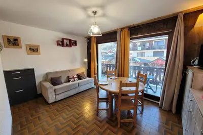 Image de Appartement lumineux et bien agencé en plein centre, proche pistes, pour 2 à 4 personnes
