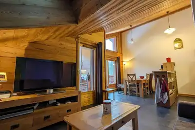 Image de Appartement cosy au pied des pistes avec balcon et parking couvert