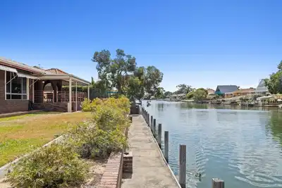 Image de Canal Tranquillity - 3br Riverside Home