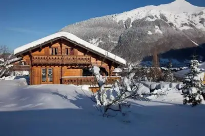 Image de Chalet 'L'arba Clar - 4 étoiles' avec vue montagne, terrasse privée et Wi-Fi