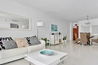 Image de Ocean View 1 bed Sian 11th floor Miami