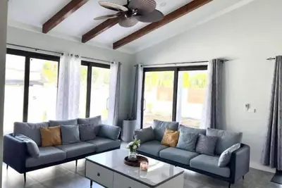 Image de Tropical Garden Retreat in Valele, Ba - 2 Bedroom, 2 Bath Villa