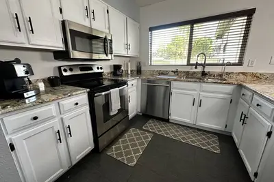 Charming 3-bedroom, 2-bath retreat in Tempe