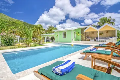 Image de Bequia Palm Villa - Quatre Chambres Resort, Couchages 7