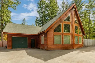 Image de Cozy-A-Frame Mountain Getaway! Easy Access/HotTub-GmRm-Winter - Sun Fun