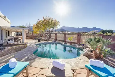 Image de Sierra Vista Home w/ Private Pool & Game Room