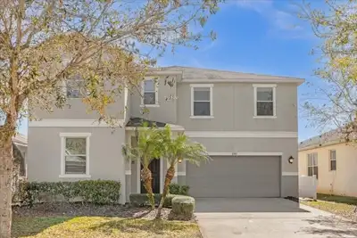 Image de 5 Bedrooms/ 5 Bathrooms/ Crystal Cove (1042td)