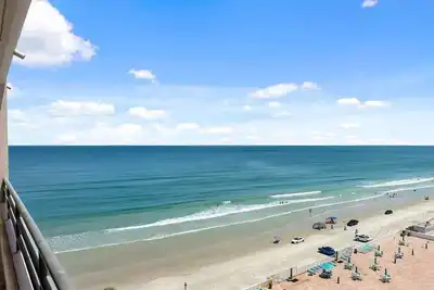 Image de Beach Access and Pool Open! ! Oceanfront Condo at Ocean's Atrium