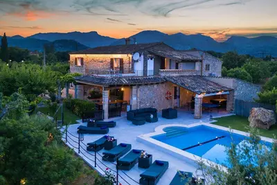 Superb Pollensa Villa | 5 Bedrooms | Villa Fiorever | Mountainside Views | Pool Table
