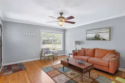 Image de Little Bay Hideaway – Family-Friendly Mid-Century Gem in Rockport