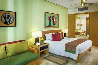Image de Cozy retreat, has something for everyone, property has golf course and lazy river