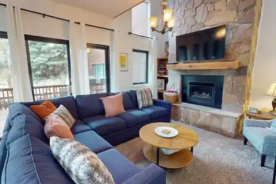 Image de Close to Lifts | Shuttle Stop | Renovated | Windswept 5