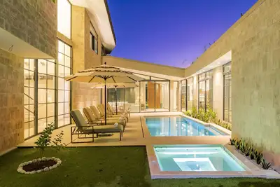Image de New Modern Luxury Villa. Steps to Tamarindo Beach.