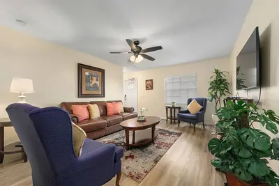 Image de Clean & Spacious! Near Mlb Airport, Fit, Hrmc, Melbourne Downtown & Beaches! 1