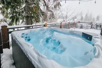 Image de Mountain View: 2 bedroom mountain condo with hot tub
