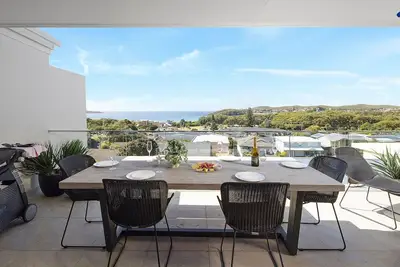 Image de Ocean Scene – Stay 3, Pay 2!