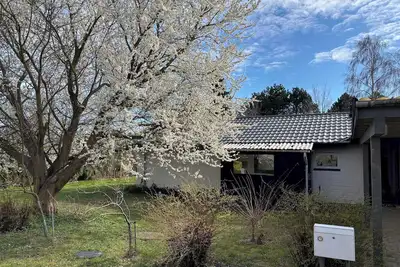 Image de Holiday home near water, forest, and.