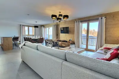 Image de Spacieux appartement neuf pour 12 avec vues et balcons