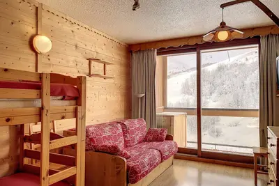 Image de Studio lumineux, accès piste direct, balcon sud, Wifi gratuit, piscine chauffée, proche commodités