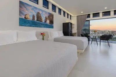 Image de New 1br Condo near Marina and Downtown - Pool