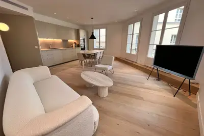 Image de Design Apartment 6 persons Panthéon - by askmefrance