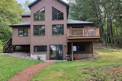 Image de Beautiful retreat on Lower Long Lake, privacy and waterfront!