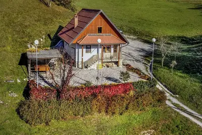 Image de Valley view Holiday Home Mrak with sauna