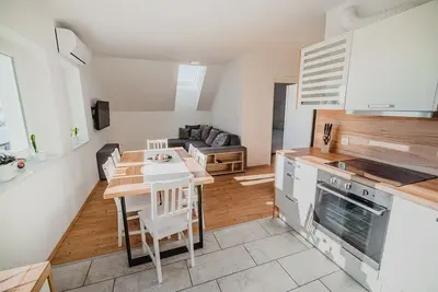 Image de Comfortable two bedroom apartment Rozalija - Lavanda