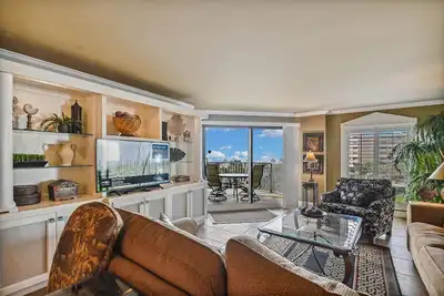 Image de Ir 312 is a 2 Br Gulf view with Washer Dryer over 1300 sf