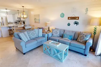 Image de Mag 103 is a 2 Br with Free Beach Set up for 2 located in Destin Pointe