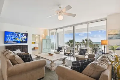 Image de Oceania 207- Updated 3br Gulf front unit with almost 2000 sf