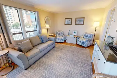 Image de Spc 2021 is a Harbor front 1 Br