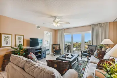 Image de Seacrest 402 is a 2 Br Gulf Front on Okaloosa Island