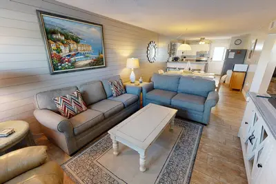 Image de Venus 112 - Ground Floor 2 Br easy access to the beach and pool