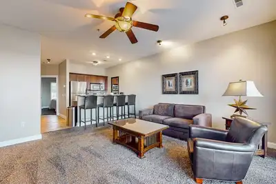 Image de Lakefront condo at Delton Grand with pools & beach access
