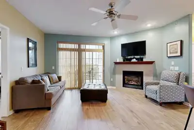 Image de Come ready to explore The Dells outdoor scene at this Delton Lake Resort condo