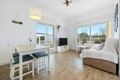 Image de Appartement 'Sweet Apt- Sea Views' avec vue sur la mer, Wi-Fi et climatisation